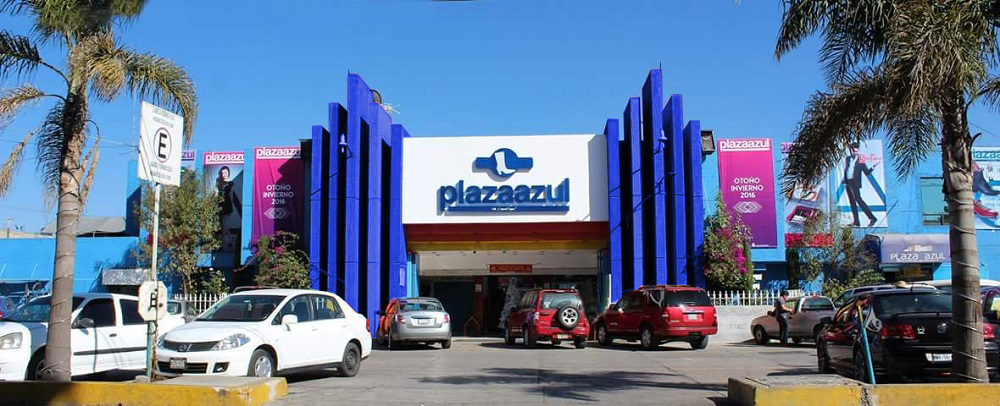 Plaza Azul, el mayor productor de zapato artesanal en San Mateo Atenco